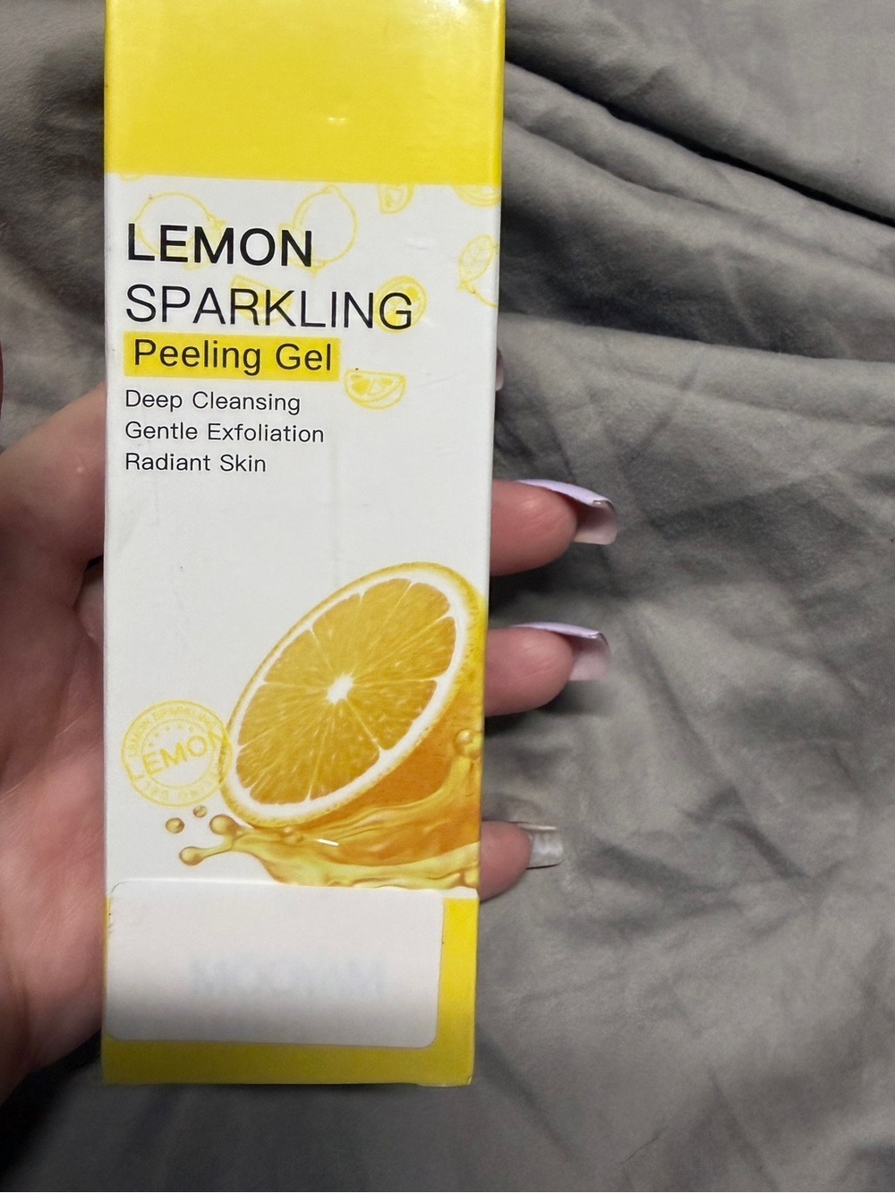 Lemon Sparkling Peeling Gel — Brightening Exfoliant